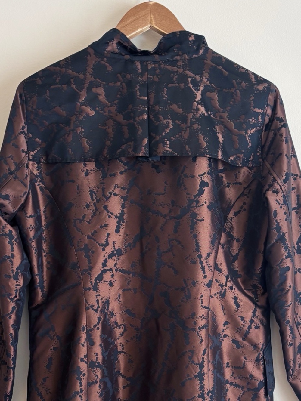 Hilton Hollis Bronze & Black Jacquard Coat Medium Modern Luxury Jacket - Picture 4 of 8